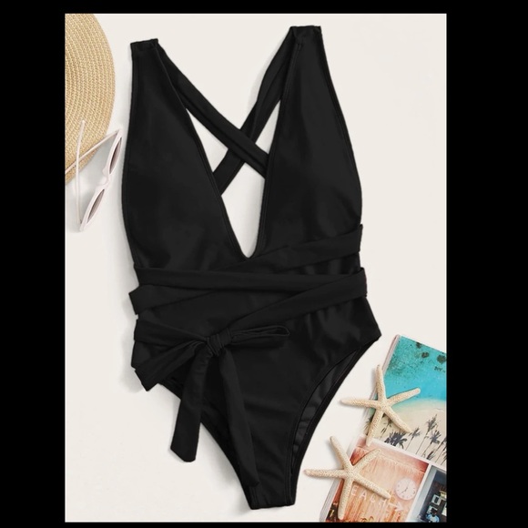 Black Plunging Backless One Piece Swimsuit - Picture 5 of 5